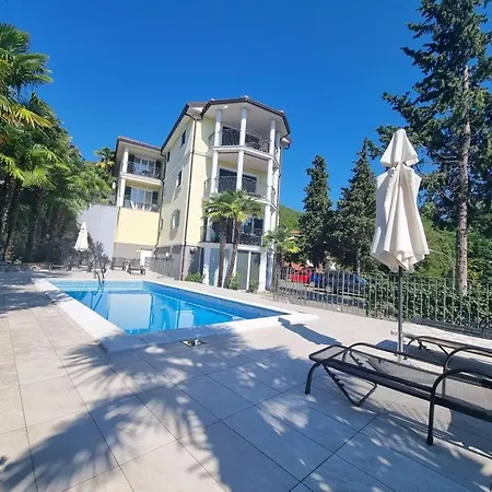 Luxury Tada * Опатія